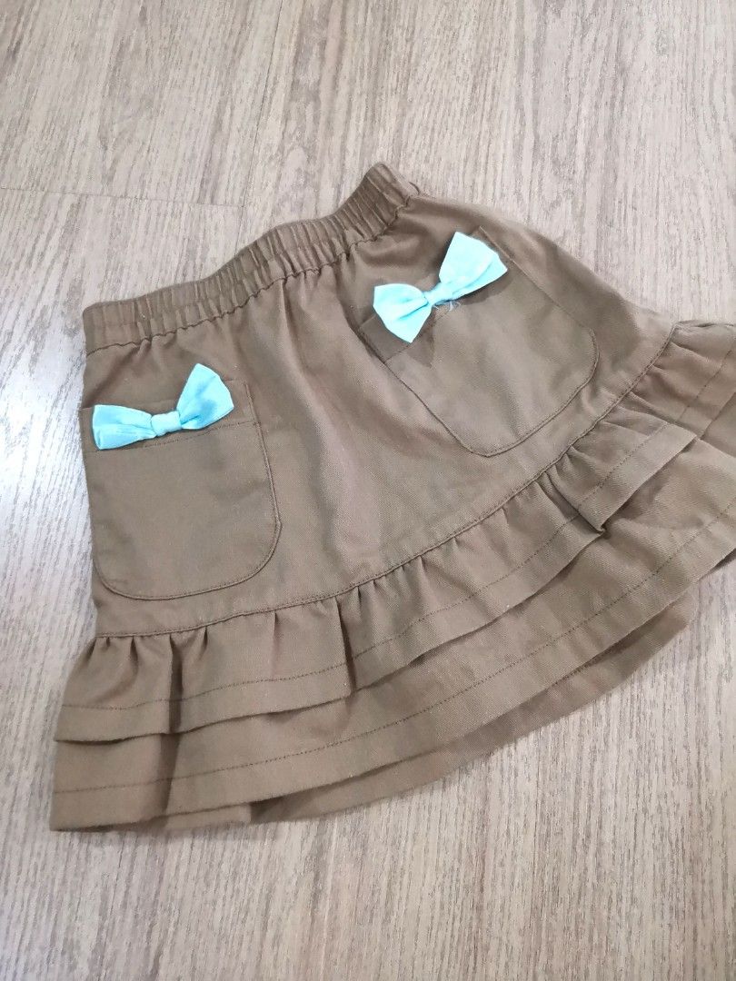 2t deals khaki skirt