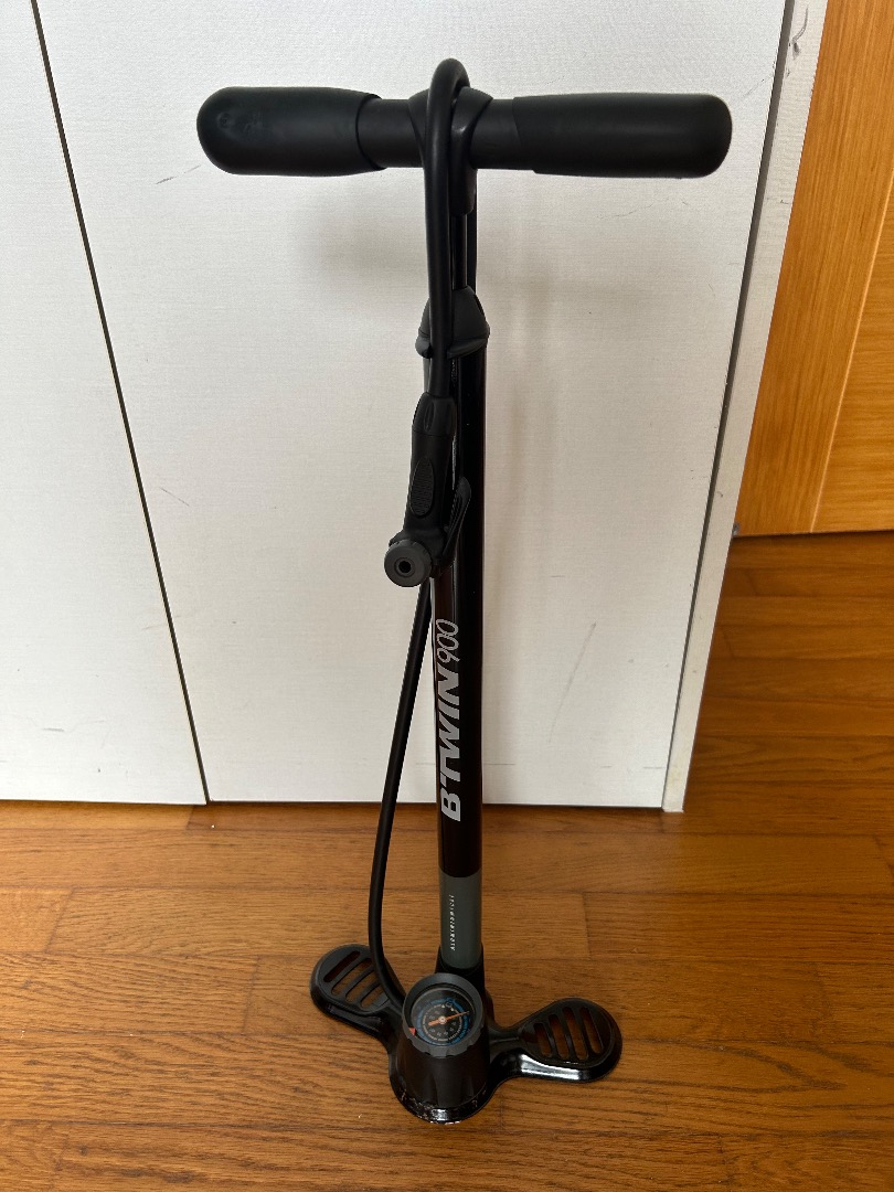Btwin 900 floor cheap pump