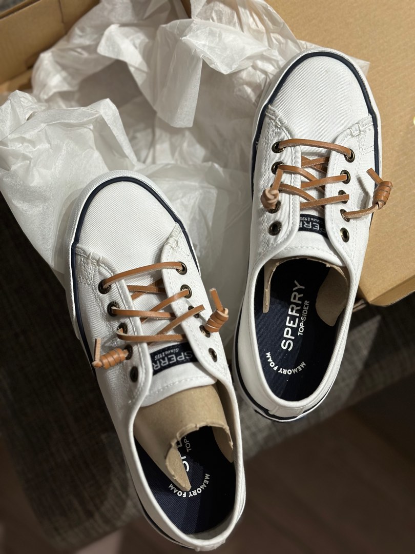 Sperry top store sider pier view