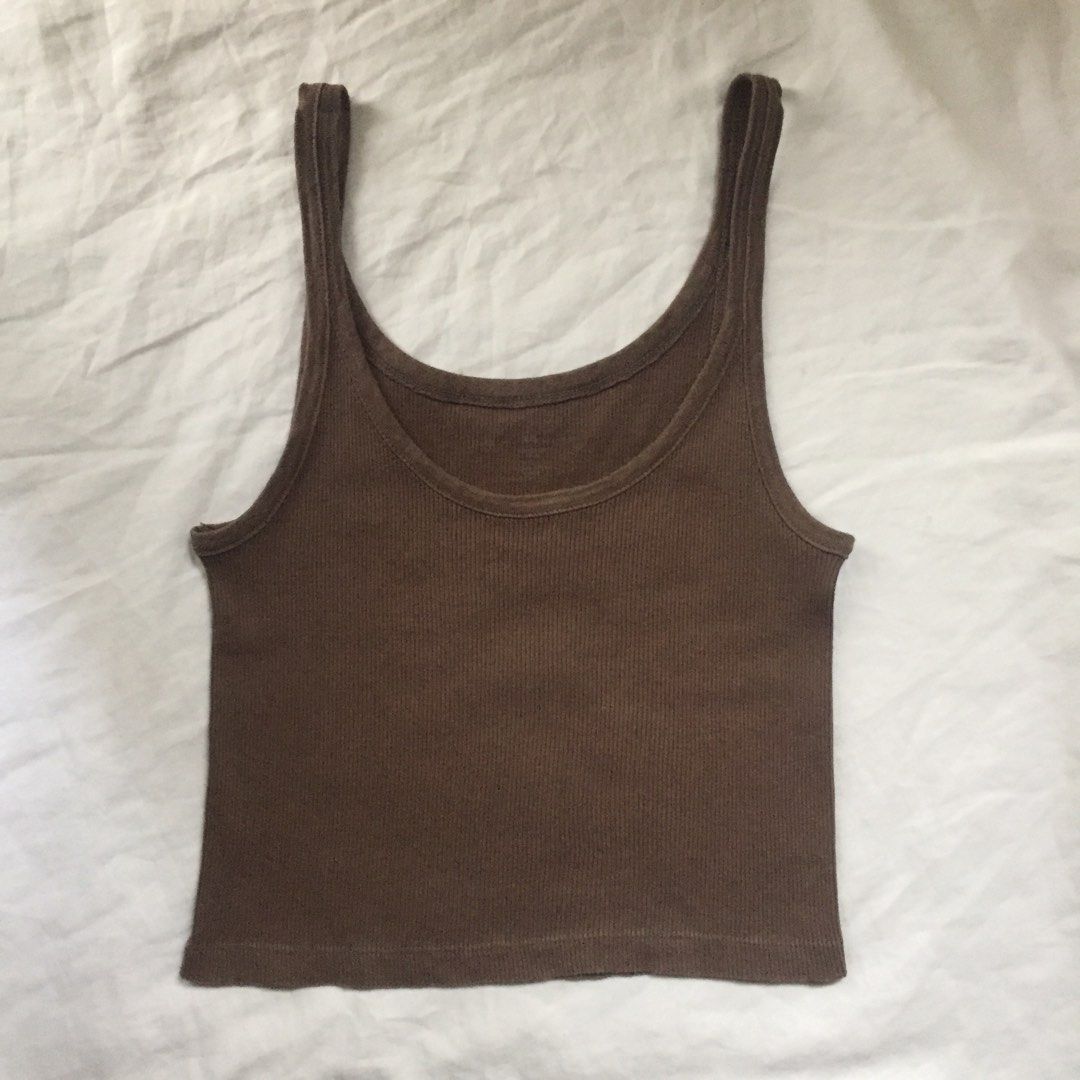 Brandy Melville Beyonca brown tank topy2k basic street wear classic  vintage preppy Pinterest aesthetic, Women's Fashion, Tops, Sleeveless on  Carousell