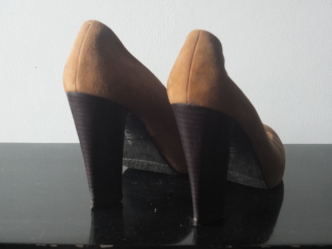 Calvin klein suede heels discount