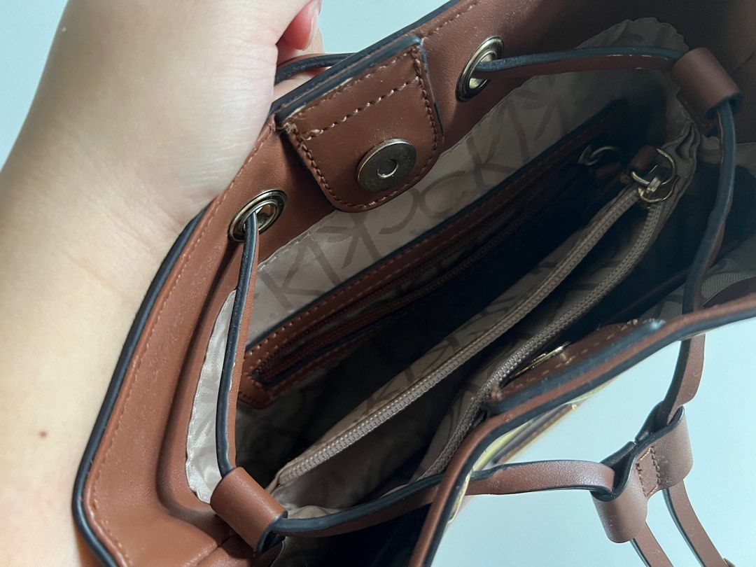 Calvin Klein Sunflower Cross Body Bag, Women's Fashion, Bags & Wallets