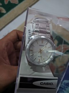 (Category: ) located in . Submitted by aqeeeeelll (Listing ID 1280249136, Image 1). Description: .