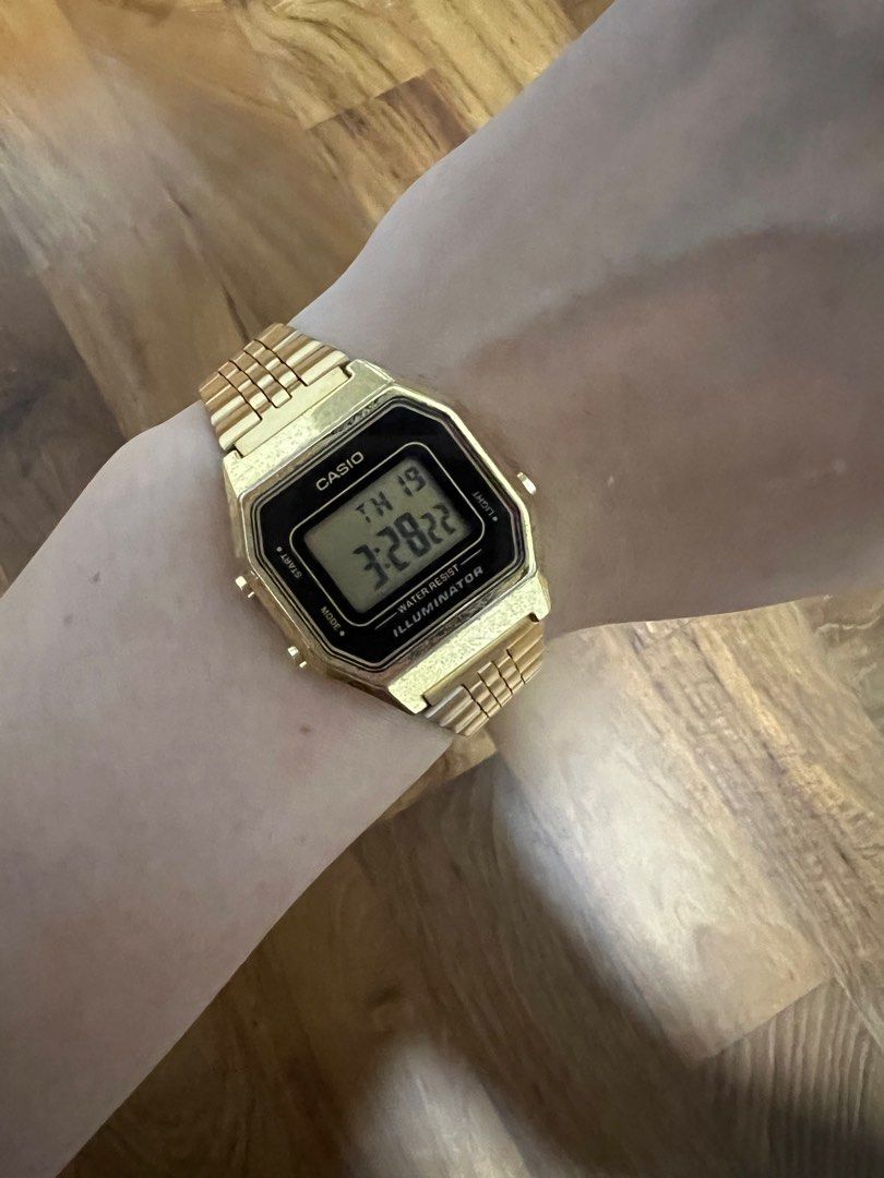 Casio Vintage Watch, Women's Fashion, Watches & Accessories, Watches on ...