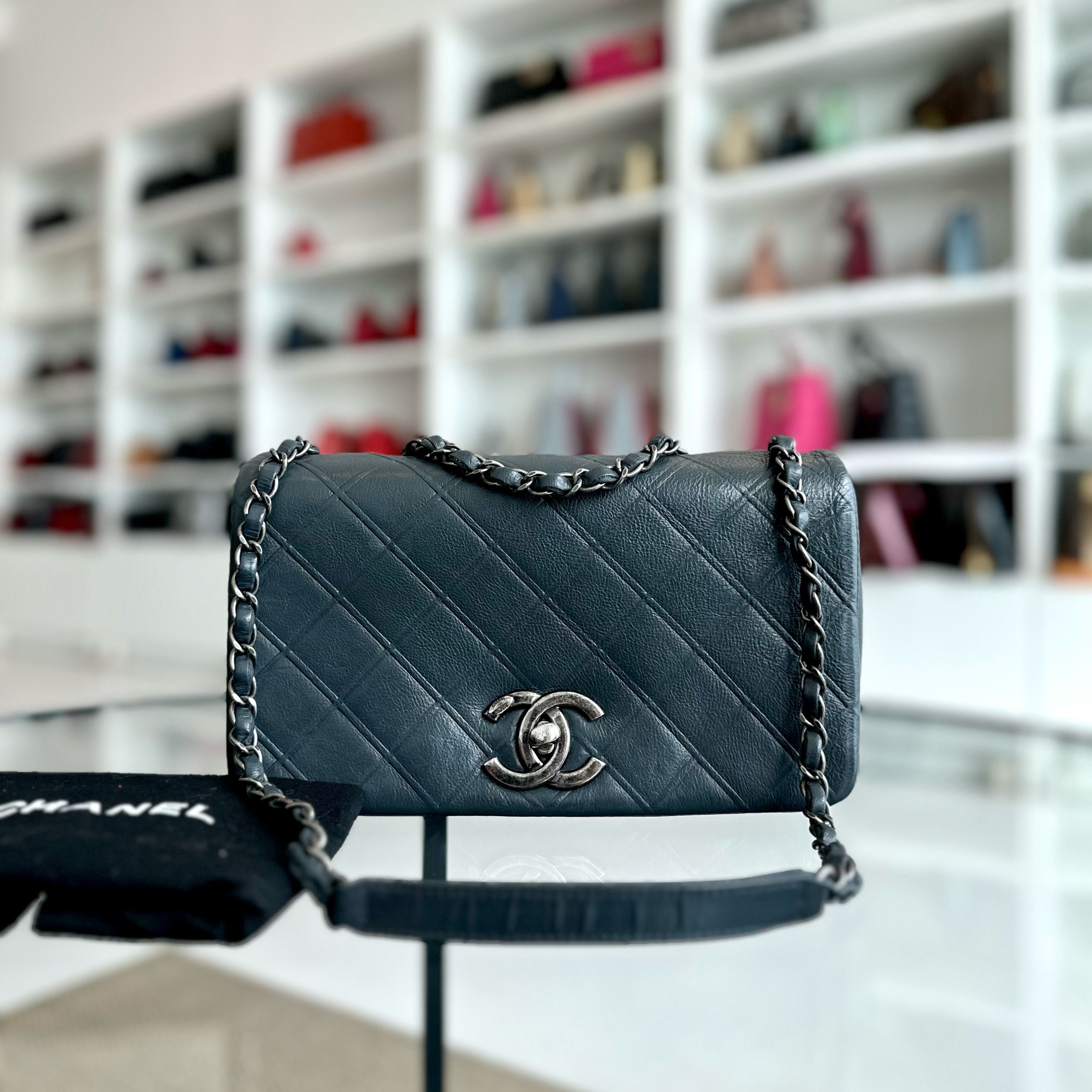 New chic top bags