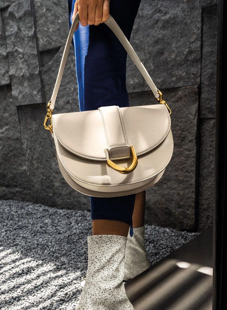 Charles and sales keith saddle bag