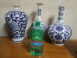 China blue chinese vase