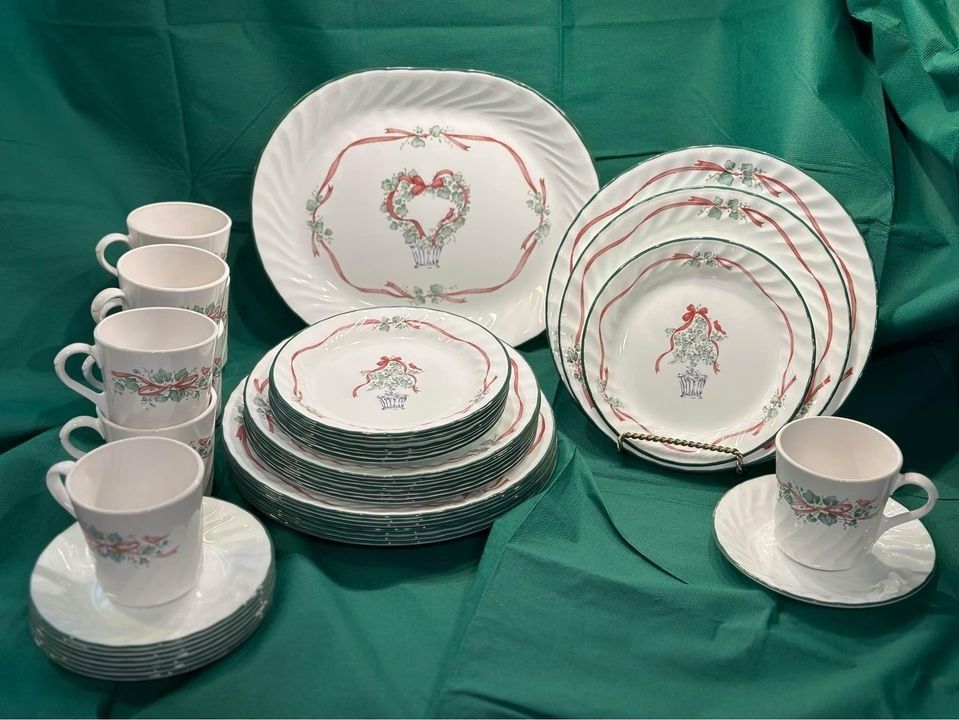 Corelle Red Ribbon Ivy Christmas dinner Salad Plates after holiday discount Furniture Home Living Kitchenware Tableware Dinnerware Cutlery on Carousell