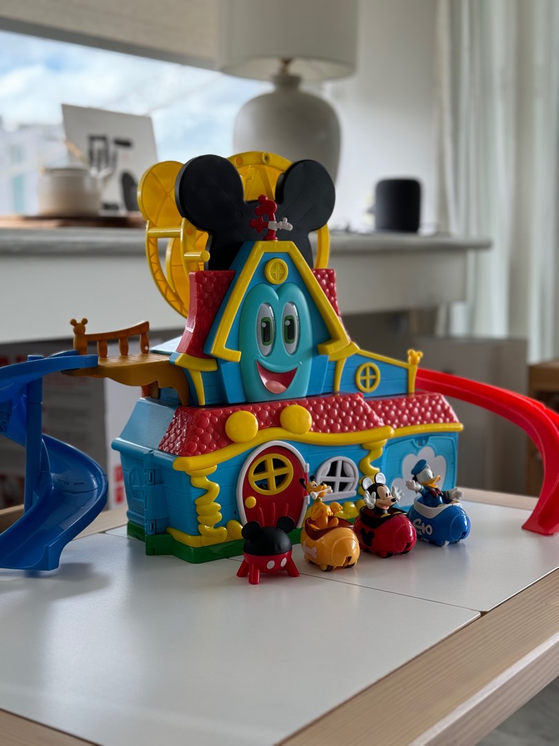Disney exclusive mickey mouse cheap clubhouse playset