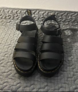 Dr marten discount sandals size 3