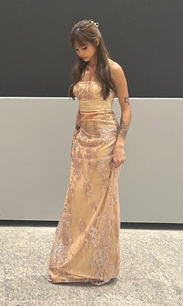 SOLD] Elie Saab Champagne Evening Dress (PHP 1500 FOR RENT) Empire  Waistline Bridgerton Regency Rose Gold Details, Women's Fashion, Dresses &  Sets, Evening dresses & gowns on Carousell