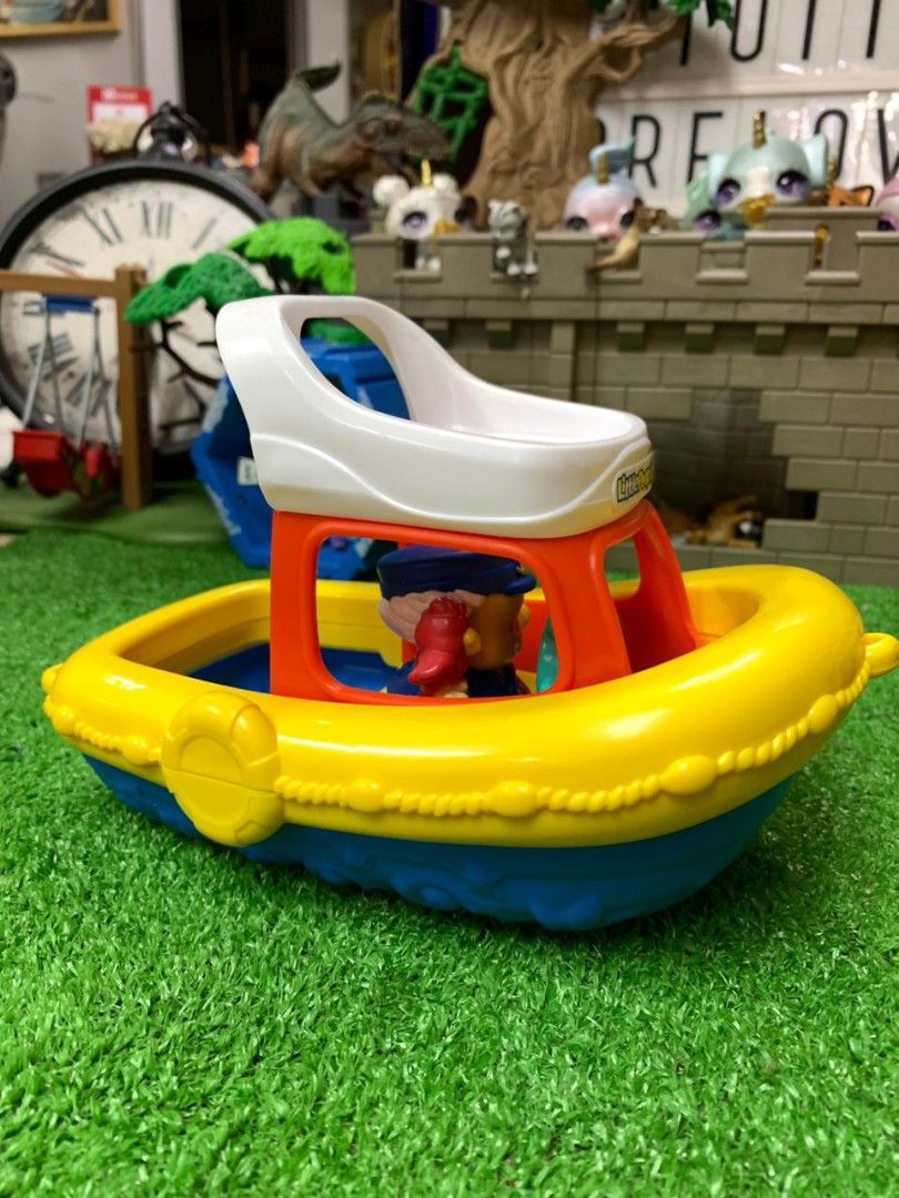 Fisher Price Little People Bath Floaty Boat, Hobbies & Toys, Toys & Games  on Carousell