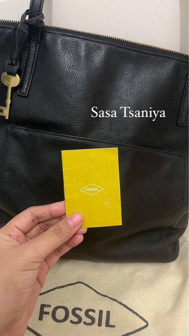 Evelyn large store tote fossil