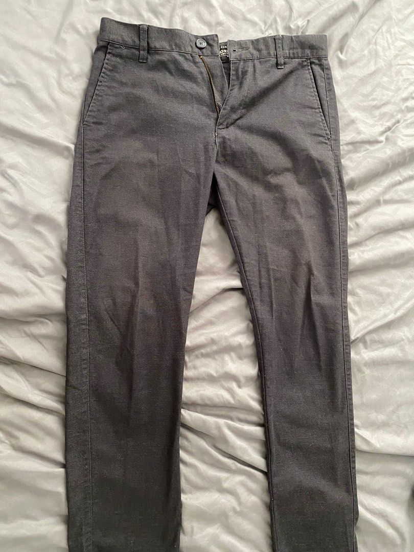 Giordani Inno-Khakis Regular Tapered Pants (Category: Trousers) located in Imus. Submitted by commoditieees (Listing ID 1280031596, Image 1). Description: Size 30.