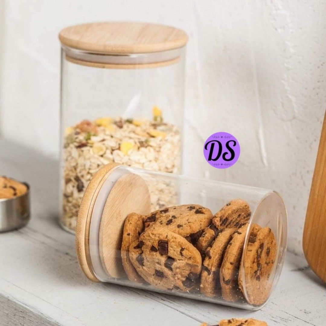 GLASS JAR WITH BAMBOO LID 550 ML (Category: Food Organization & Storage) located in Manila. Submitted by imeldacsantiago (Listing ID 1280222363, Image 2). Description: GLASS JAR WITH BAMBOO LID 550 ML CODE JAHW01172024 PRICE 170 CUT OFF OF ORDERS 11AM (SAME DAY DELIVERY WITHIN MANILA AREA) VIA GRAB, MR SPEEDY, LALAMOVE MOP: COD (MANILA AREA, CAVITE,BULACAN NEXT DAY DELIVERY) GCASH (MANILA, CAVITE, BULACAN AREA, SAME DAY DELIVERY) BDO REMITTANCE C