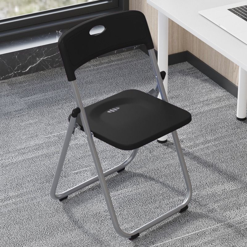 Hard plastic online folding chairs
