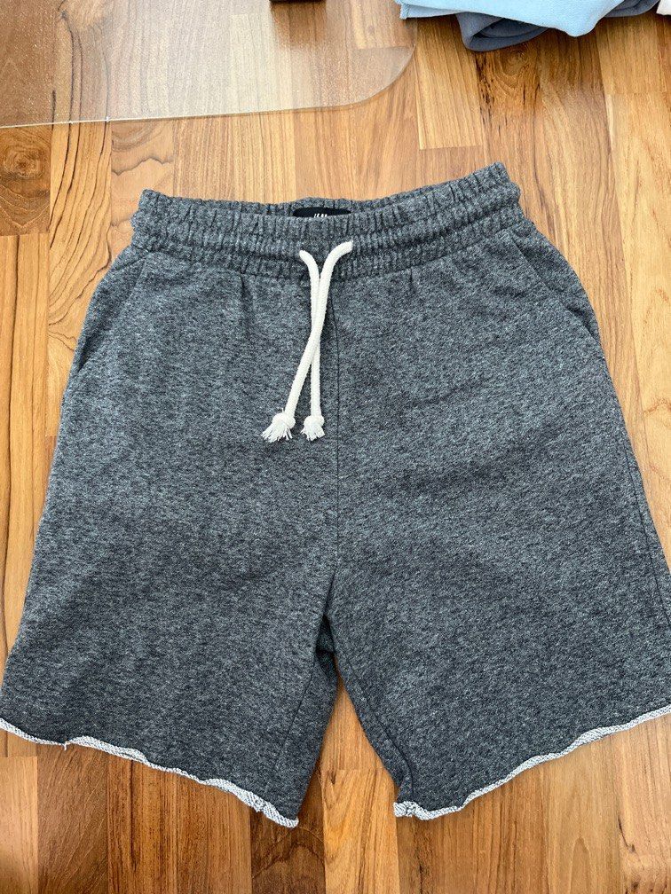 Regular fit shorts hot sale