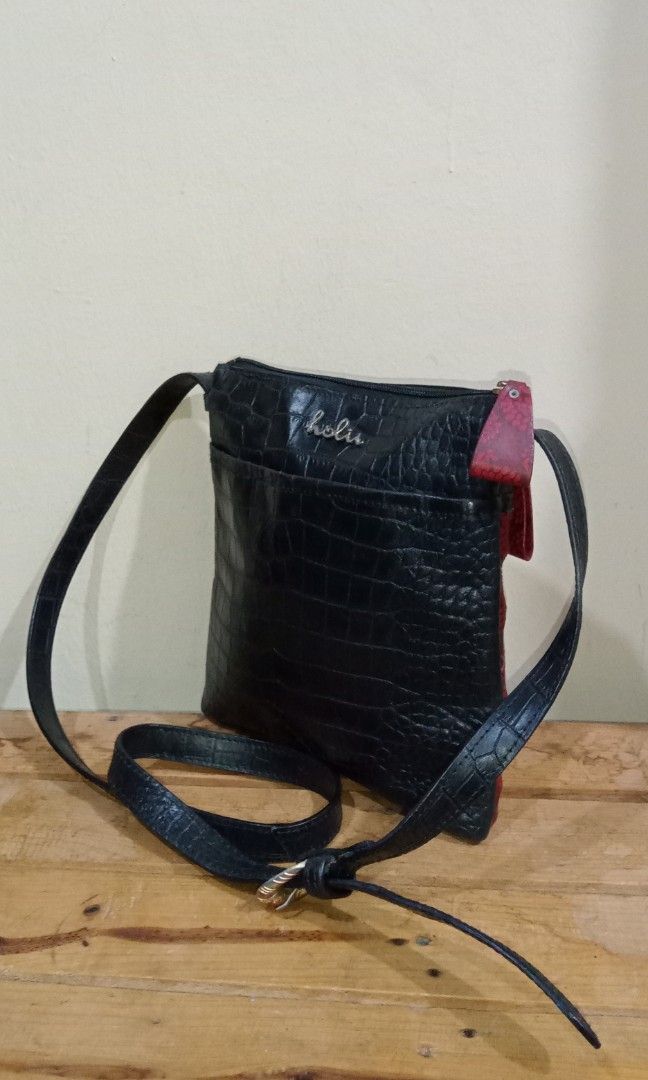 Holi shop sling bag