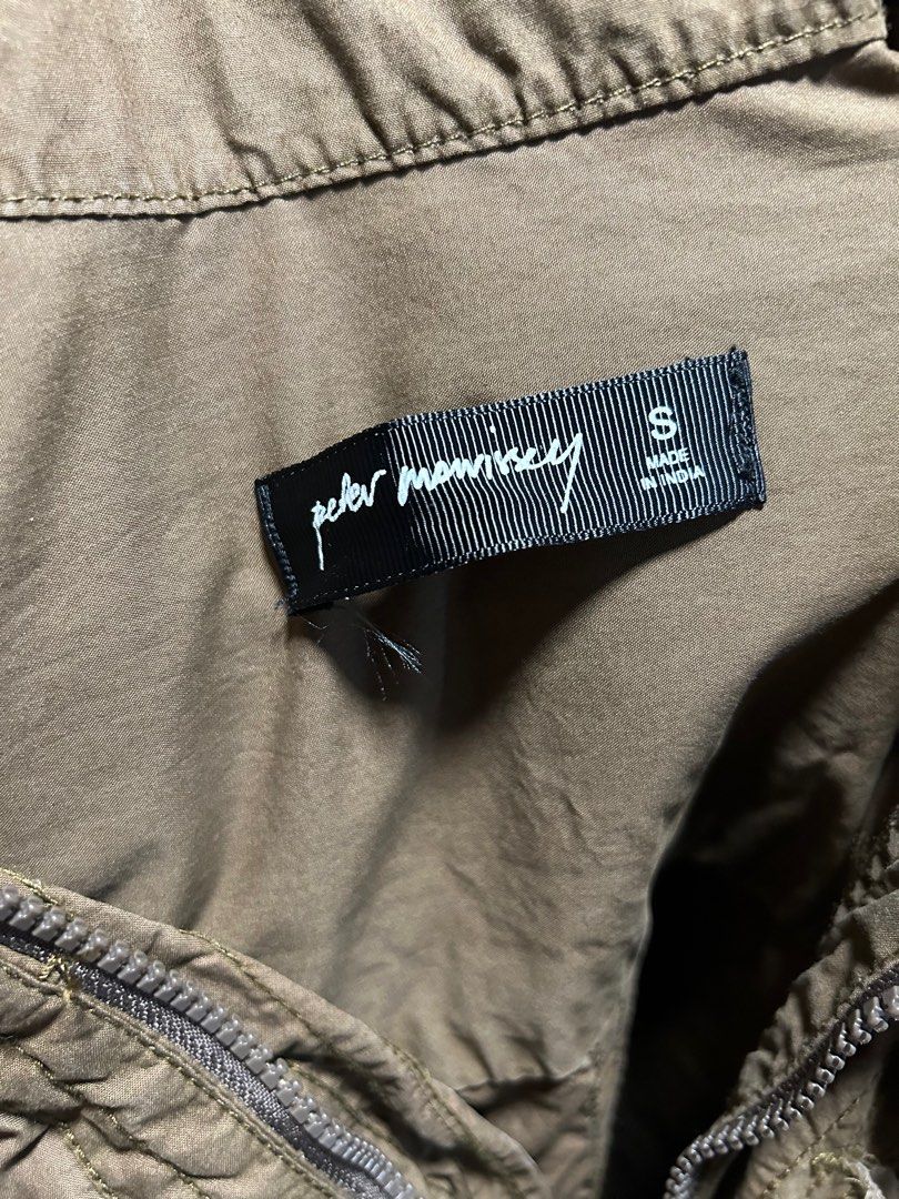 Jacket (Category: Coats, Jackets and Outerwear) located in Singapore. Submitted by hevelsouk (Listing ID 1280159685, Image 3). Description: 📦 Self collection..
