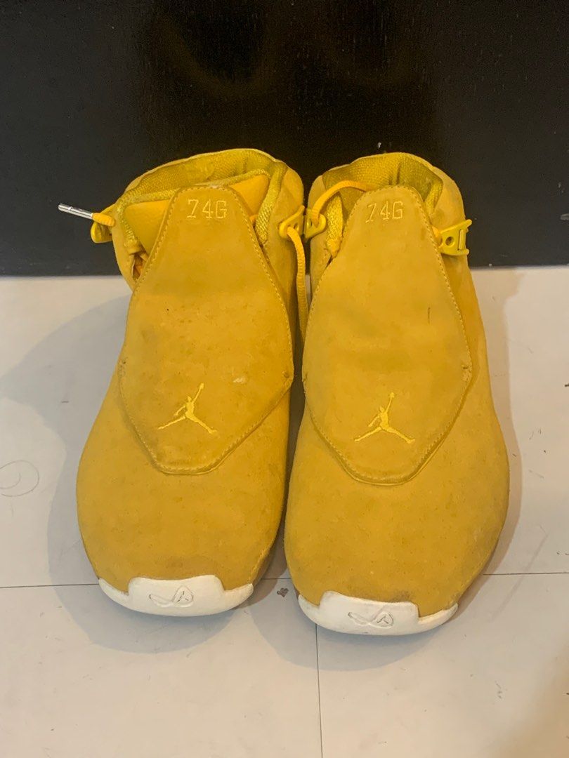 Yellow discount jordan 18