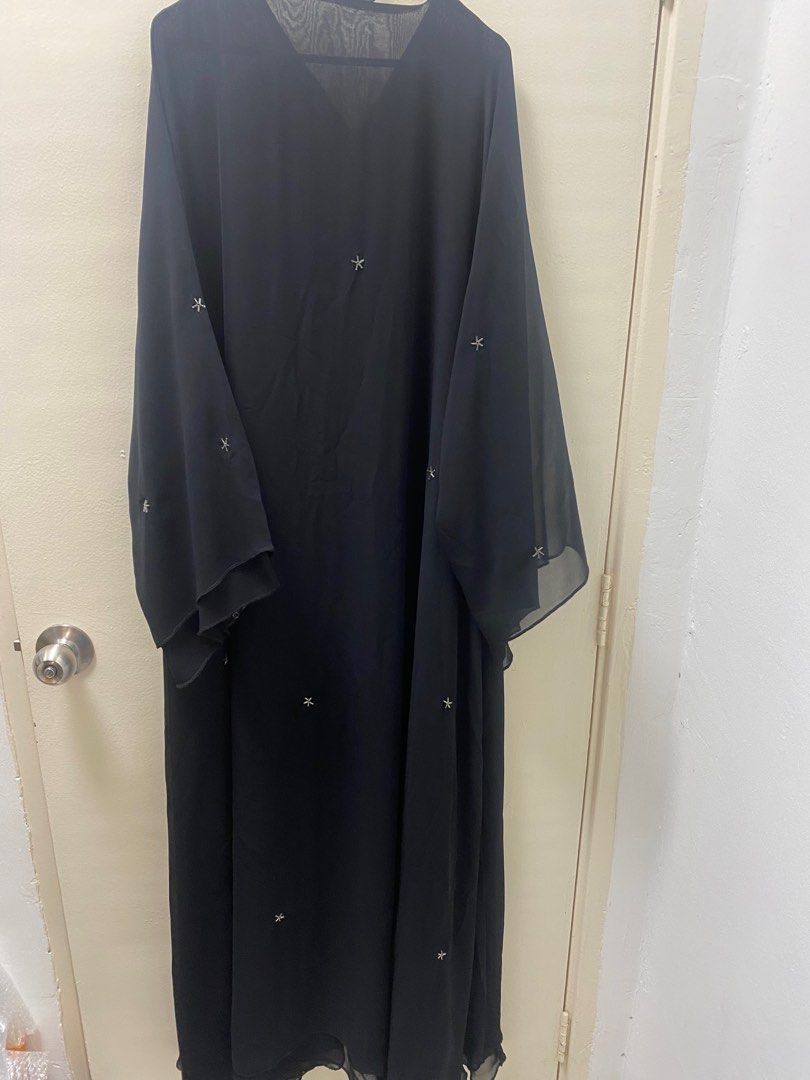 Jubah Hitam Chiffon Princess Cut Exclusive Abaya Dubai Abaya Arab Women s Fashion Muslimah Fashion Kaftans Jubahs on Carousell