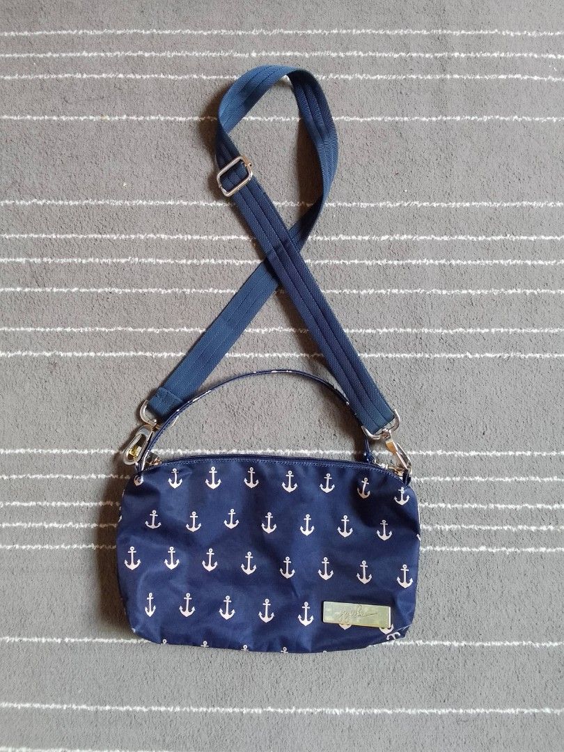 Jujube pouch (slingbag)