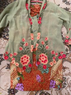 (Category: ) located in . Submitted by nazneem (Listing ID 1280032030, Image 1). Description: .