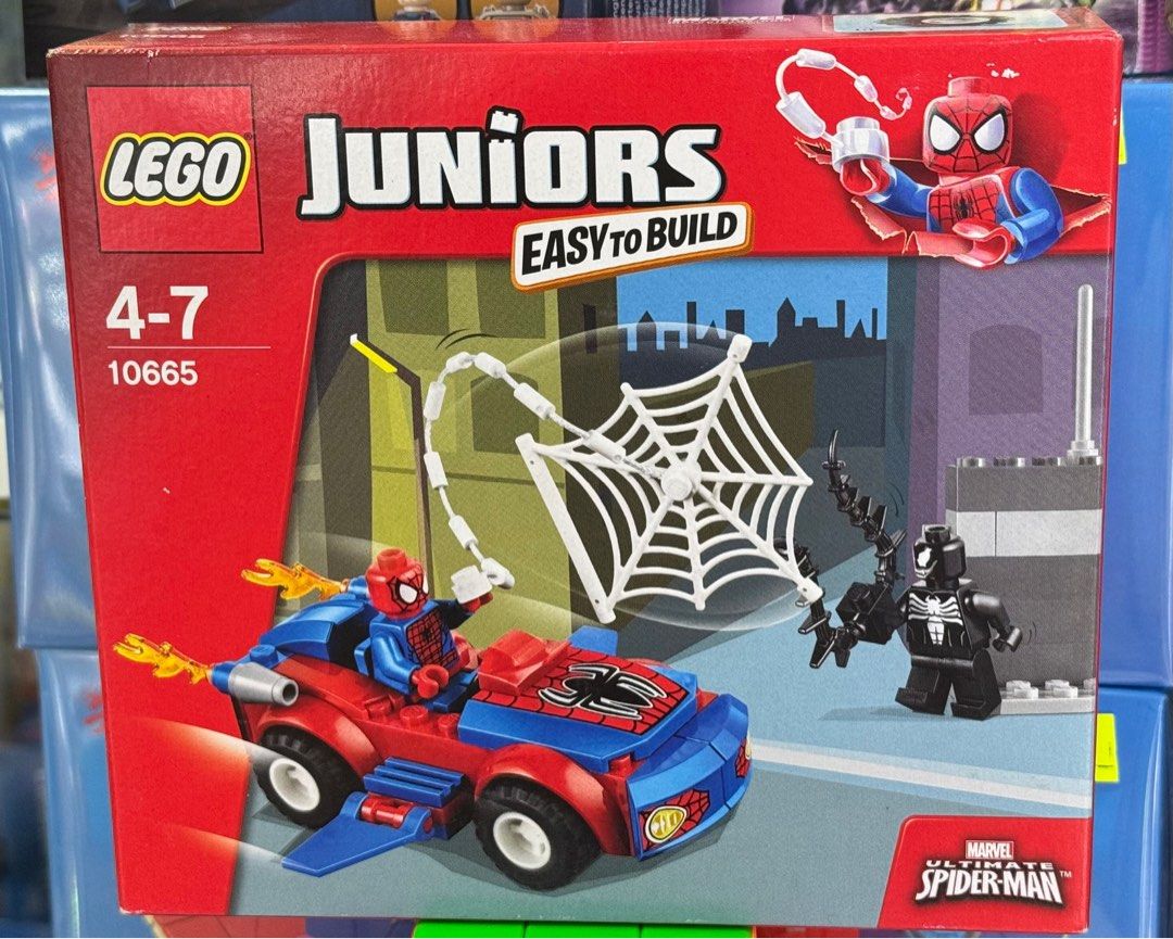 Lego junior marvel top