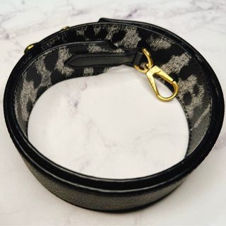 由 charleshao (刊登 ID 1280132135，圖片 1) 提交，位於 的 (類別：)，說明：。