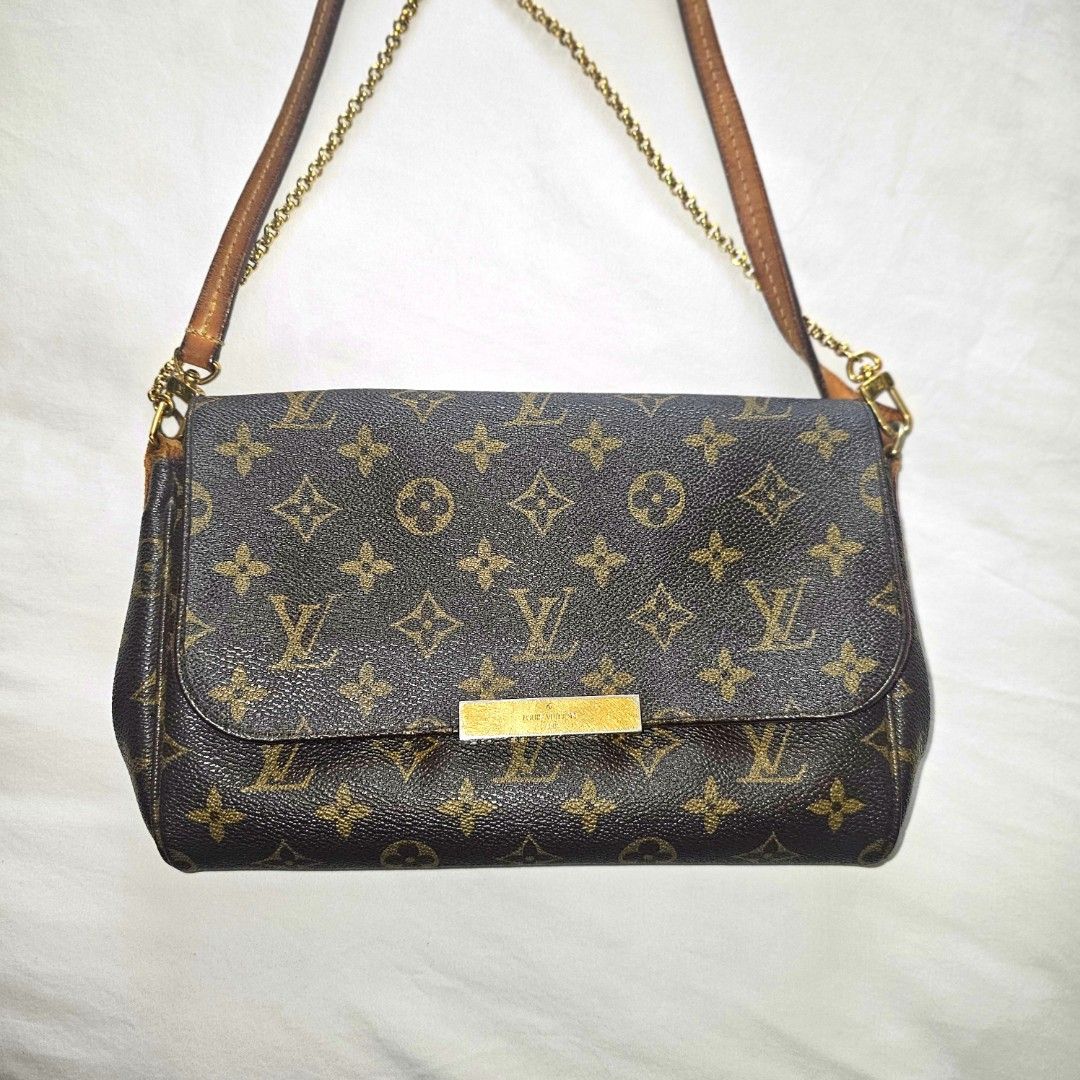 Louis Vuitton Favorite MM in Monogram Luxury Bags Wallets on