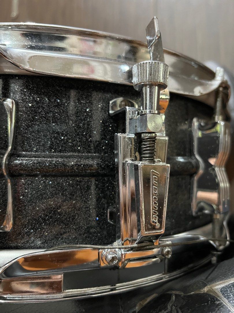 Ludwig blackrolite top