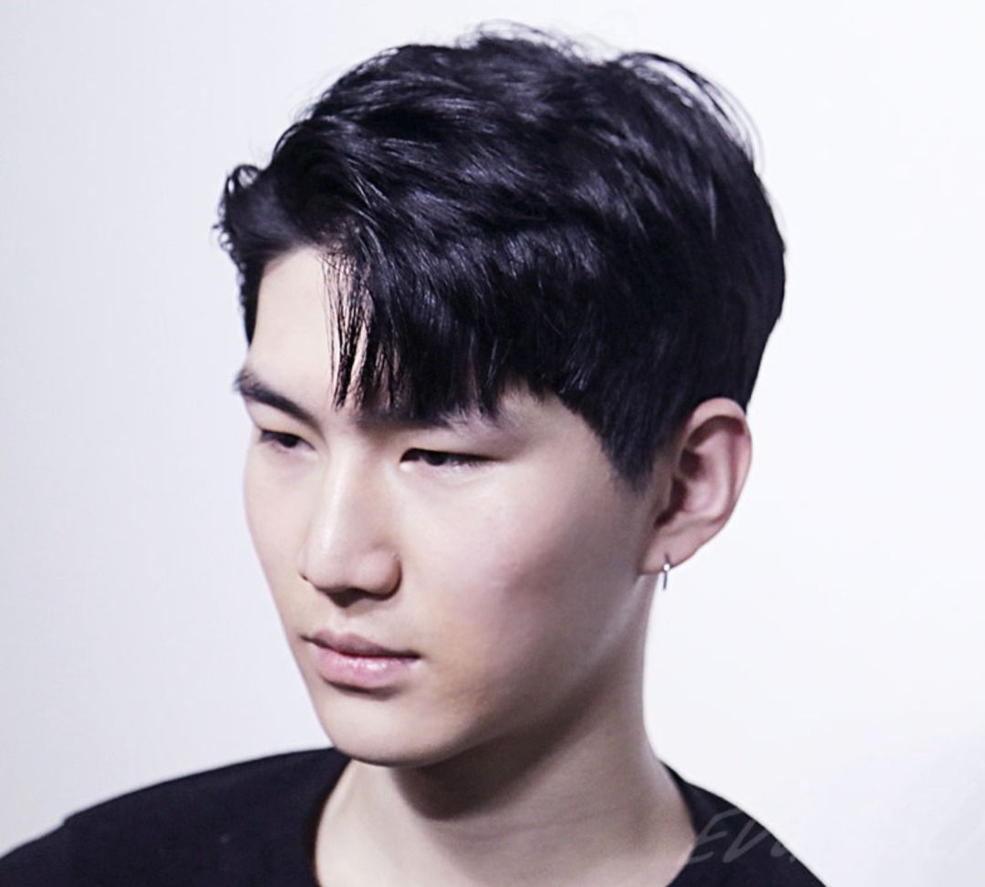 Male haircut model, Free Items on Carousell