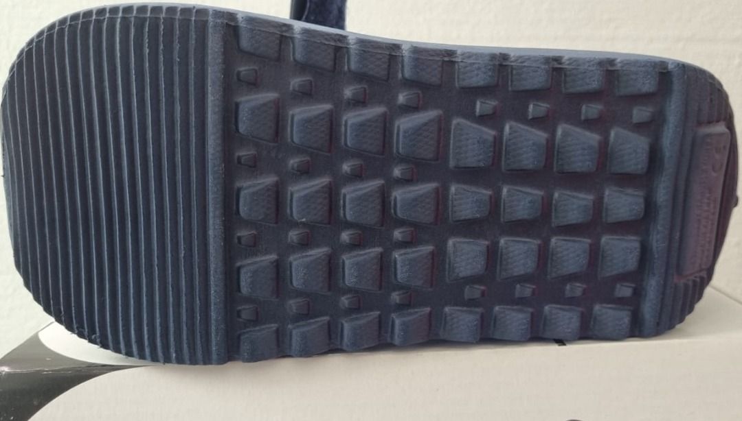 Maxi Armor Toe Guard Cast Shoe (S size), Health & Nutrition, Assistive