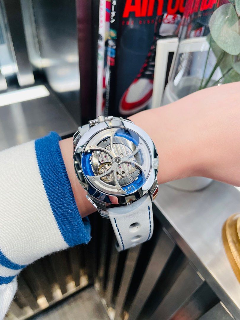 MB&F M.A.D 1 Edition Blue, 名牌, 手錶- Carousell