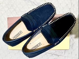 Men’s Casual Loafer shoes.