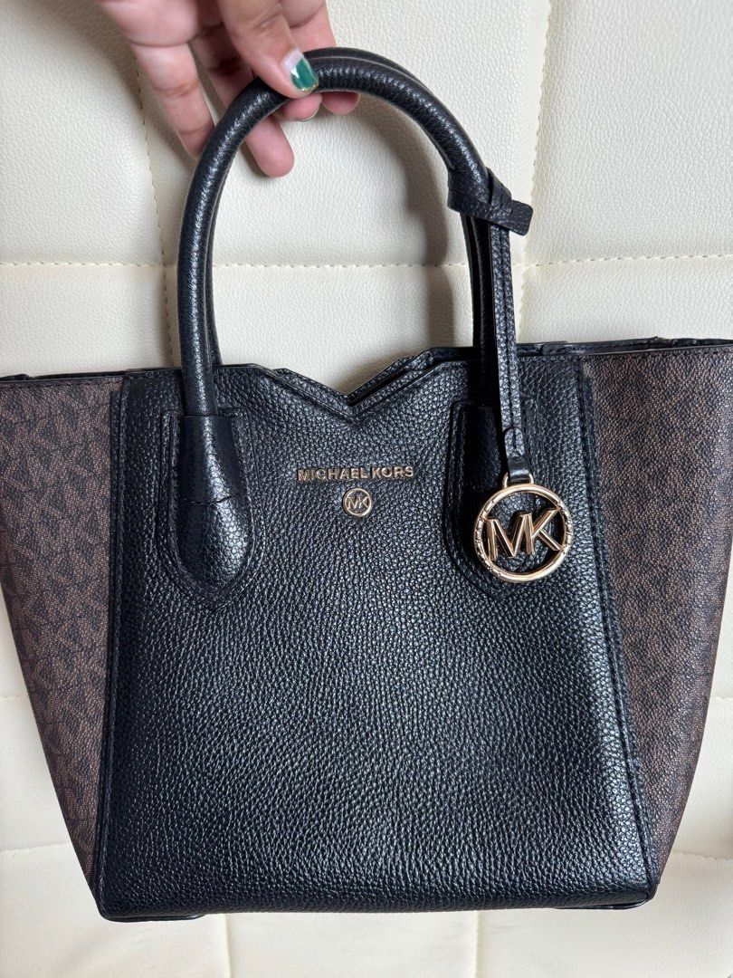 Michael kors mae messenger clearance