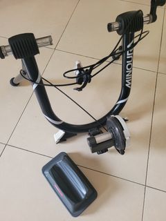Minoura bike trainer