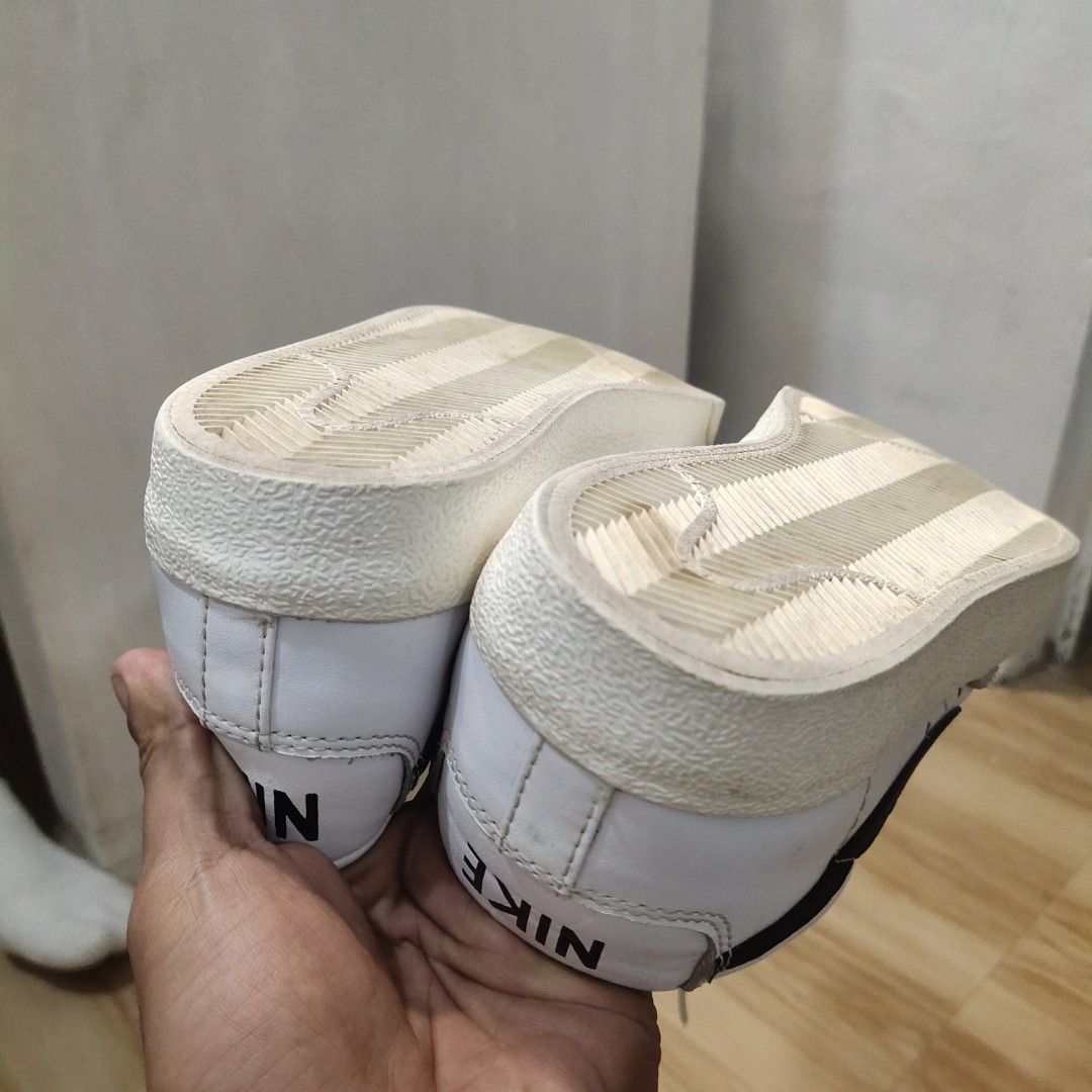 mens black nike blazers low