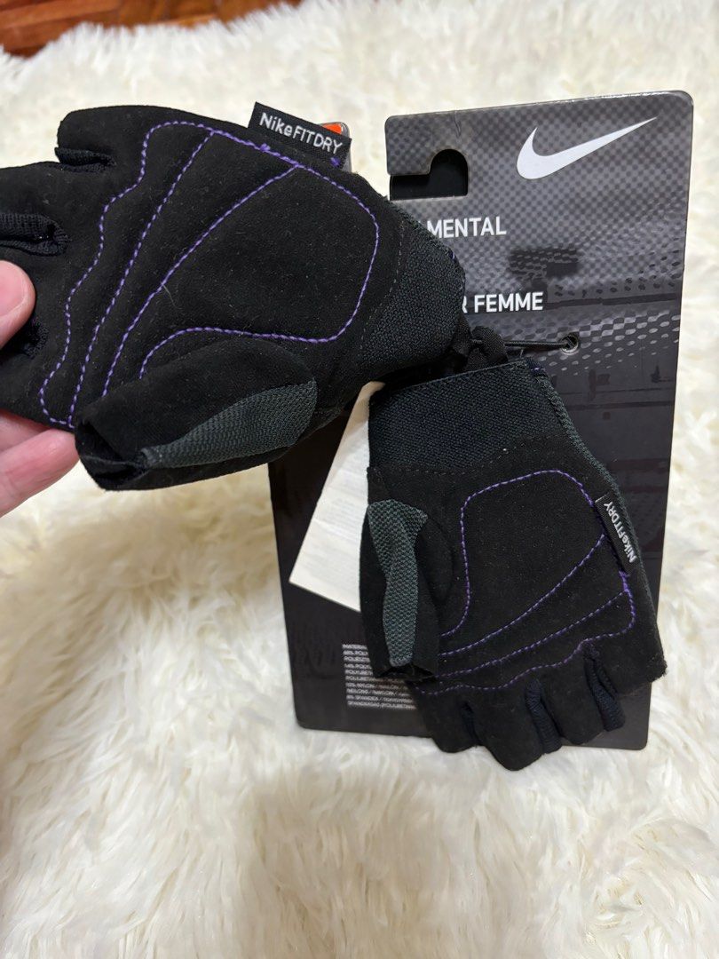 workout gloves for women nike