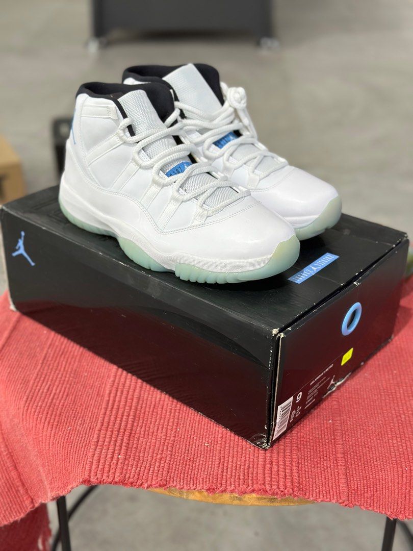 Nike Jordan 11 Legend Blue