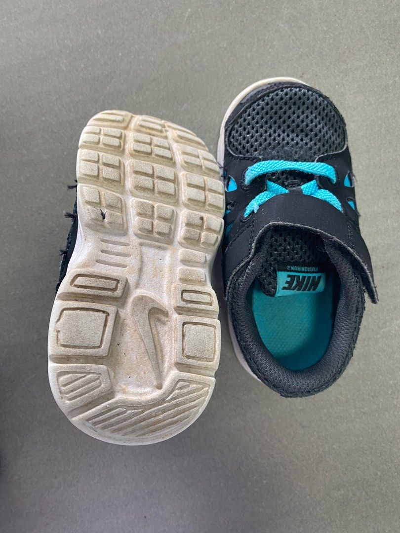 kids nike size 6