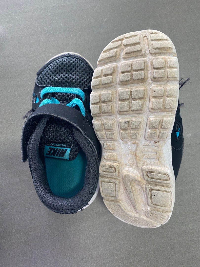kids nike size 6