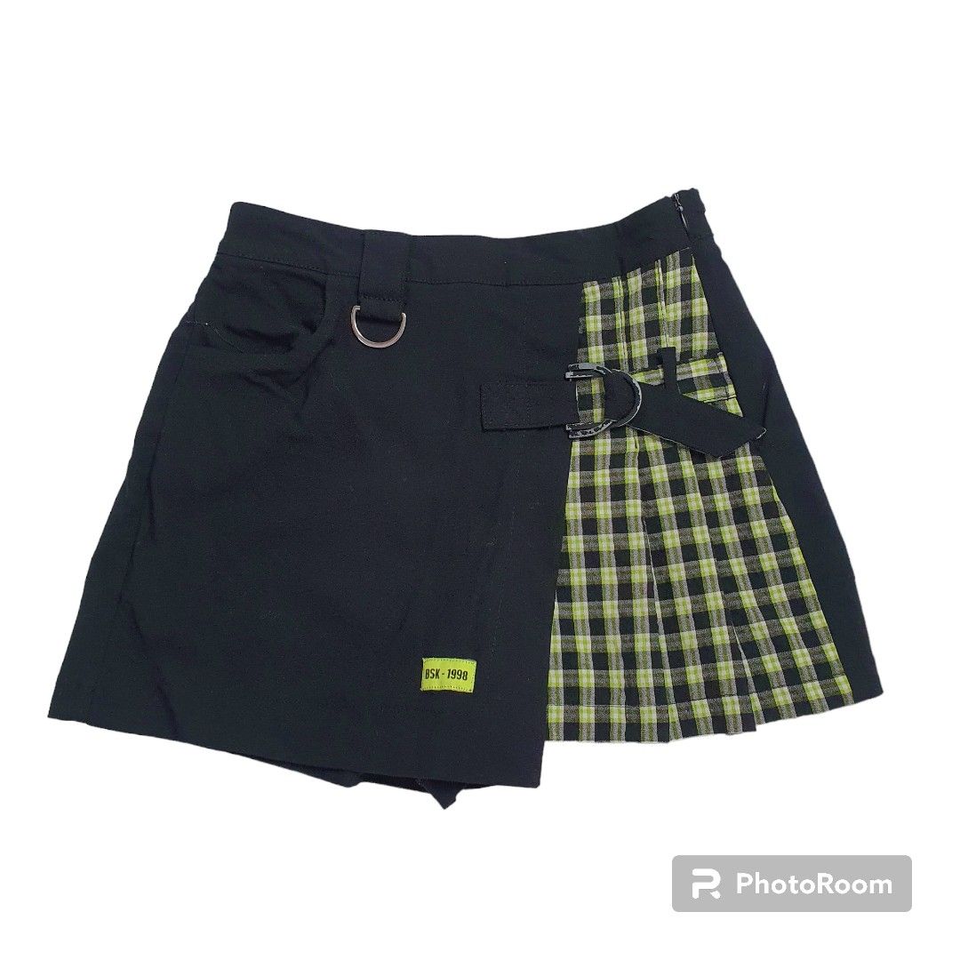 bershka checked pleated mini skirt in mint