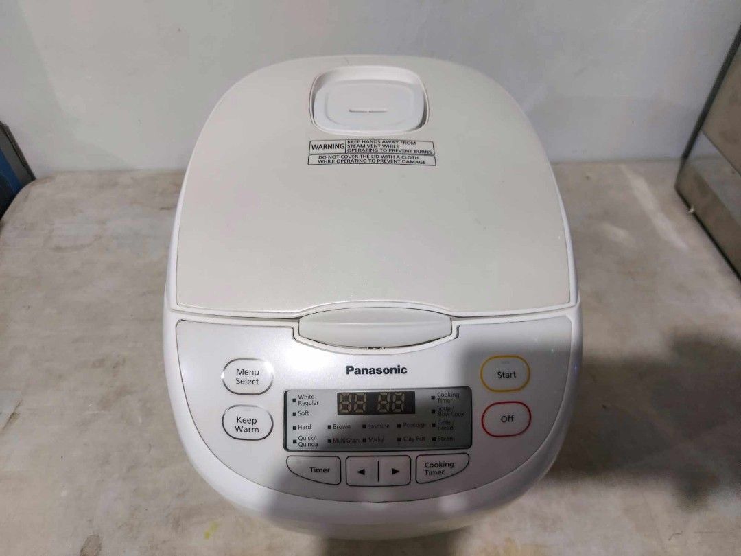 Panasonic Rice Cooker (Category: Cookers) located in Taytay. Submitted by mikz_1303 (Listing ID 1280161697, Image 3). Description: Panasonic Rice Cooker 📌Model:SR-CN188 📌220V 📌Australian Mall Pullout 📌Use as demo unit 📌No box 📌ISSUE sratch.