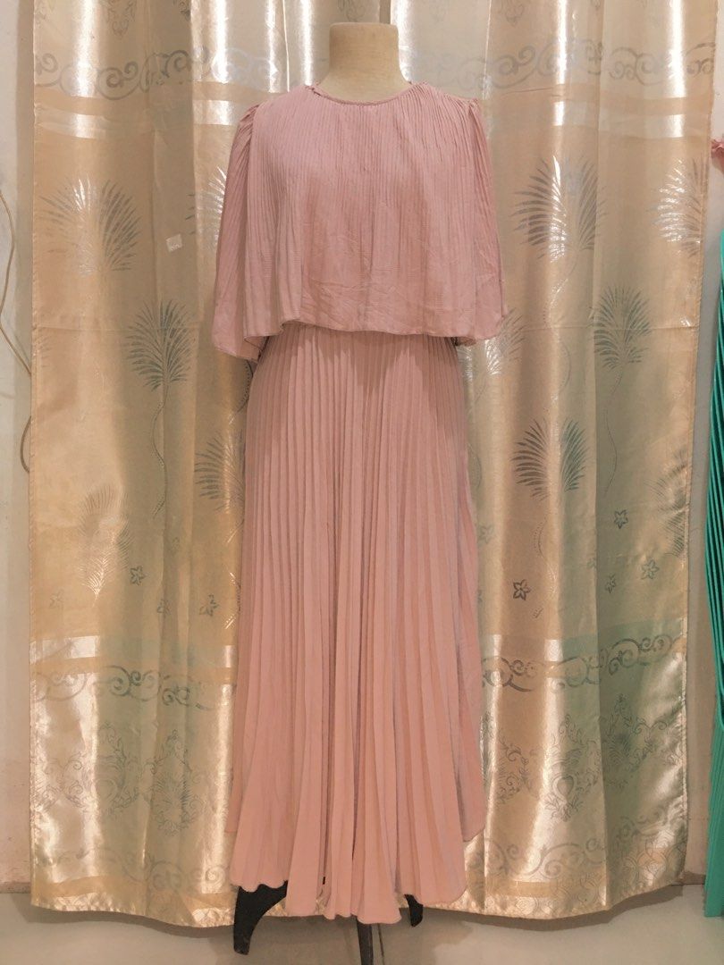 Women Peach-Coloured Printed Maxi Dress main image 1