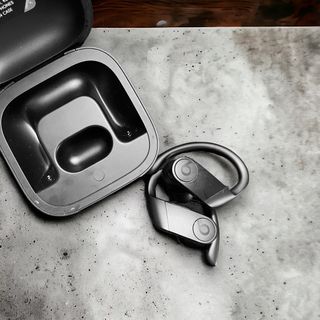 Harga clearance powerbeats pro