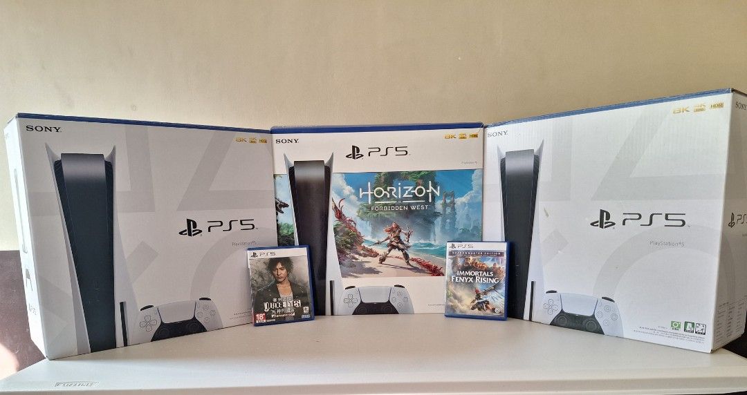 PS5 brandnew condition (Category: PlayStation) located in Manila. Submitted by pjthebartender (Listing ID 1280036236, Image 1). Description: PS5 complte with box Free 1 physical game Plus digital game God of war ragnarok Valkyrie elysium 25k only can be swap to nintendo switch-PS4 slim/pro.