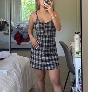 Pull and bear check dress store
