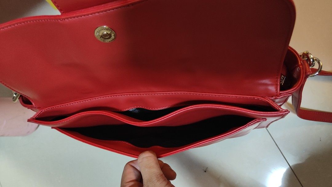 Red Love Moschino Shoulder Bag with black interior