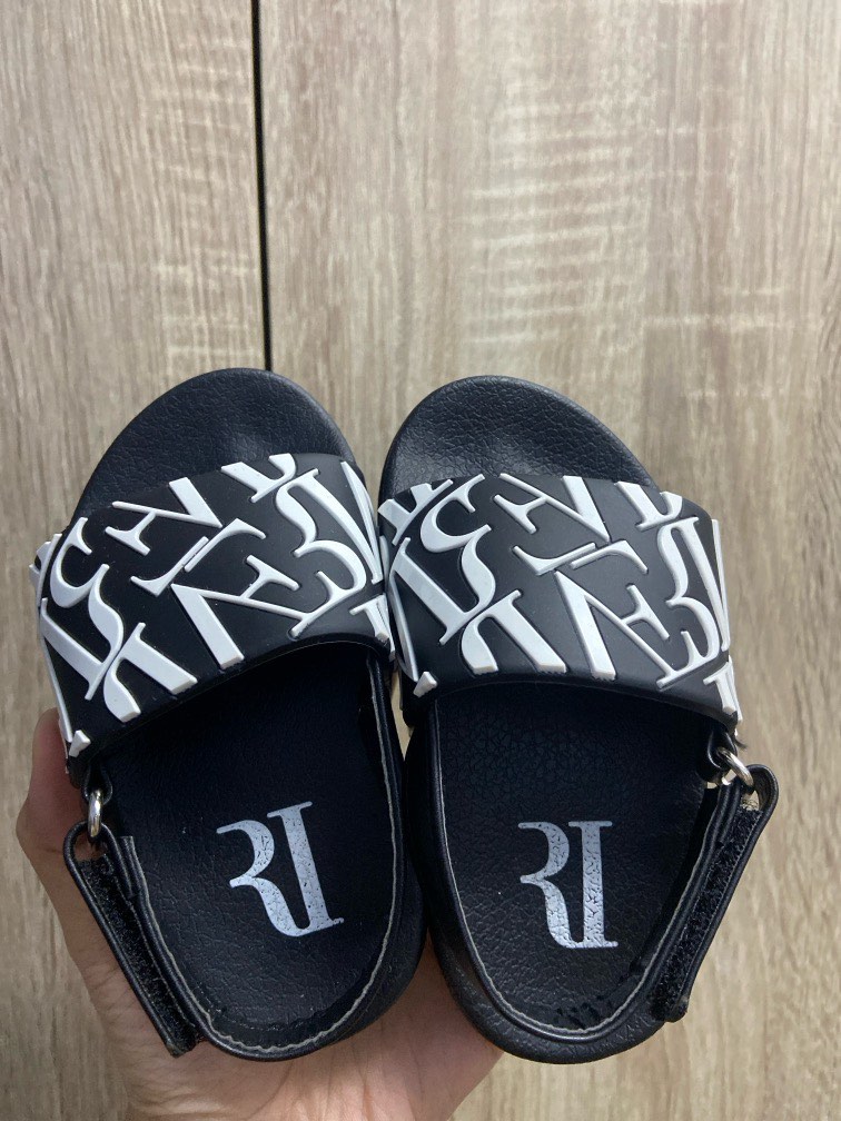 River island sales eyelet sandals